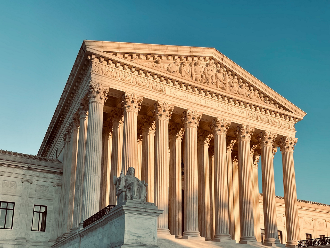 shrm-politicos-photo-us-supreme-court-building